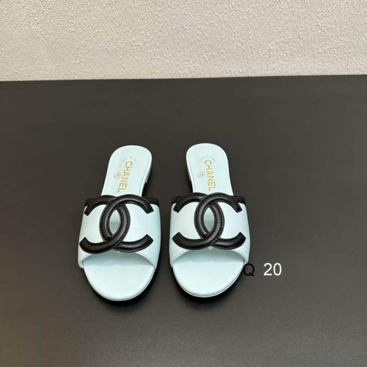 Picture of Chanel Slippers _SKUChanelsz35-40XX04113102